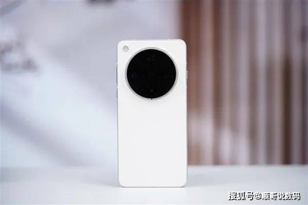 光：搭载天玑9500+双潜望镜头！开元棋牌试玩又一款2K直屏新机曝(图4)