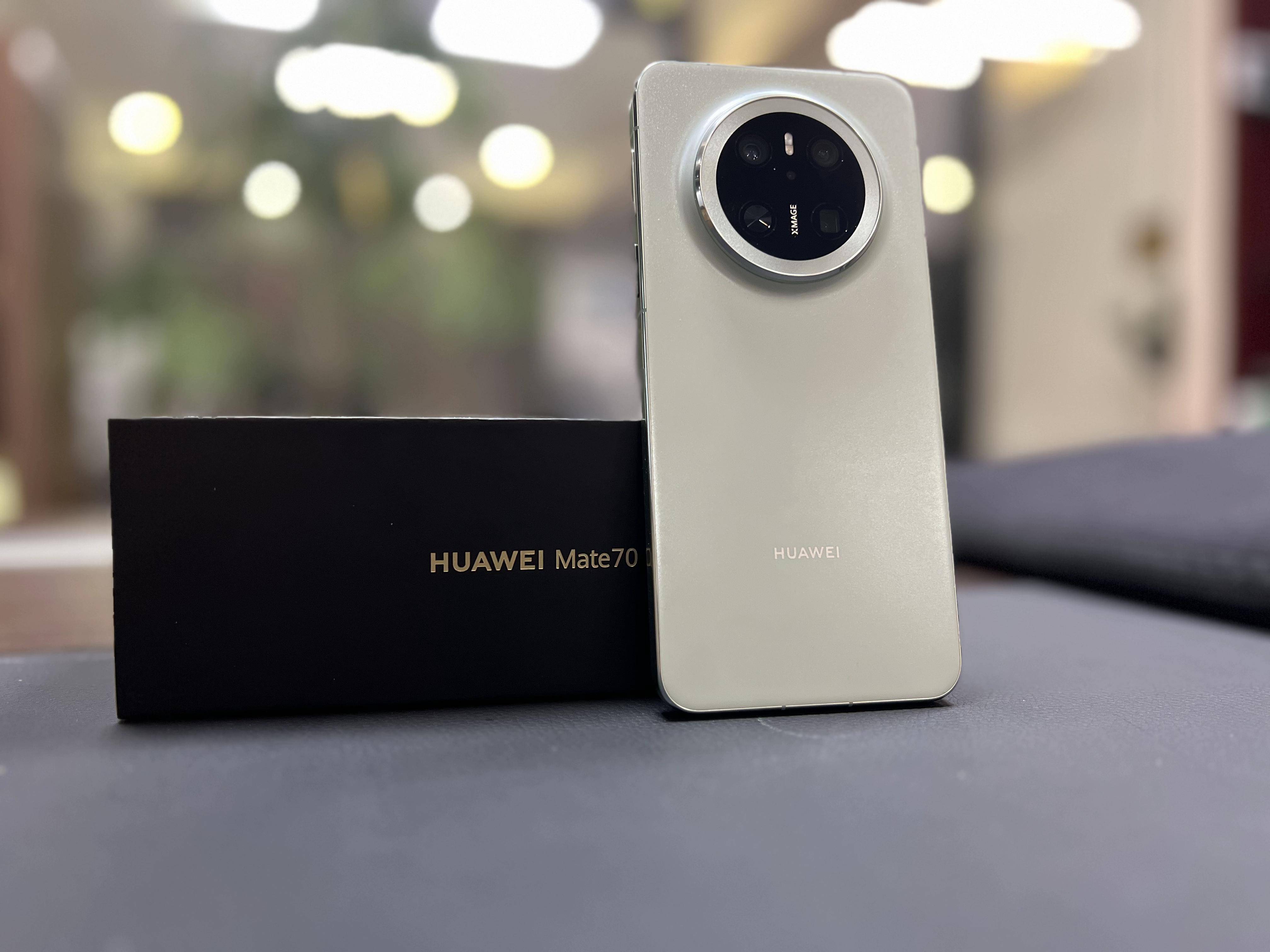 将发布性能配置全面升级形成完整产品矩阵开